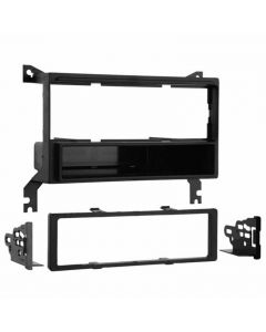 Metra 99-7315 Single DIN Radio Installation Kit for 2005 - 2009 Hyundai Tucson