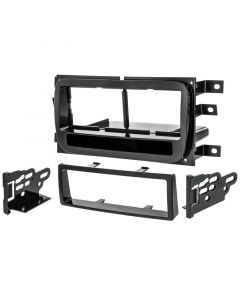 Metra Dash Kit 99-7952 Radio Installation Kit Suzuki Aerio 2005-2007 Vehicles