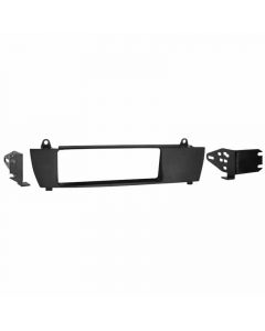 Metra 99-9305 Single DIN Car Stereo Dash Kit for 2004 - 2010 BMW X3 Vehicles